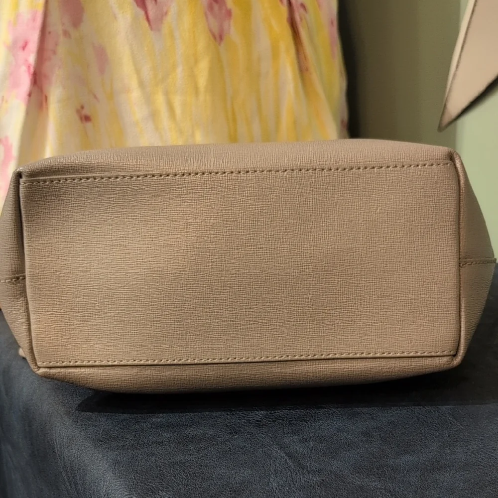 Furla Taupe Leather Tote Handbag Nice Purse 13 x 8 Stylish Club Career - Picture 6 of 16